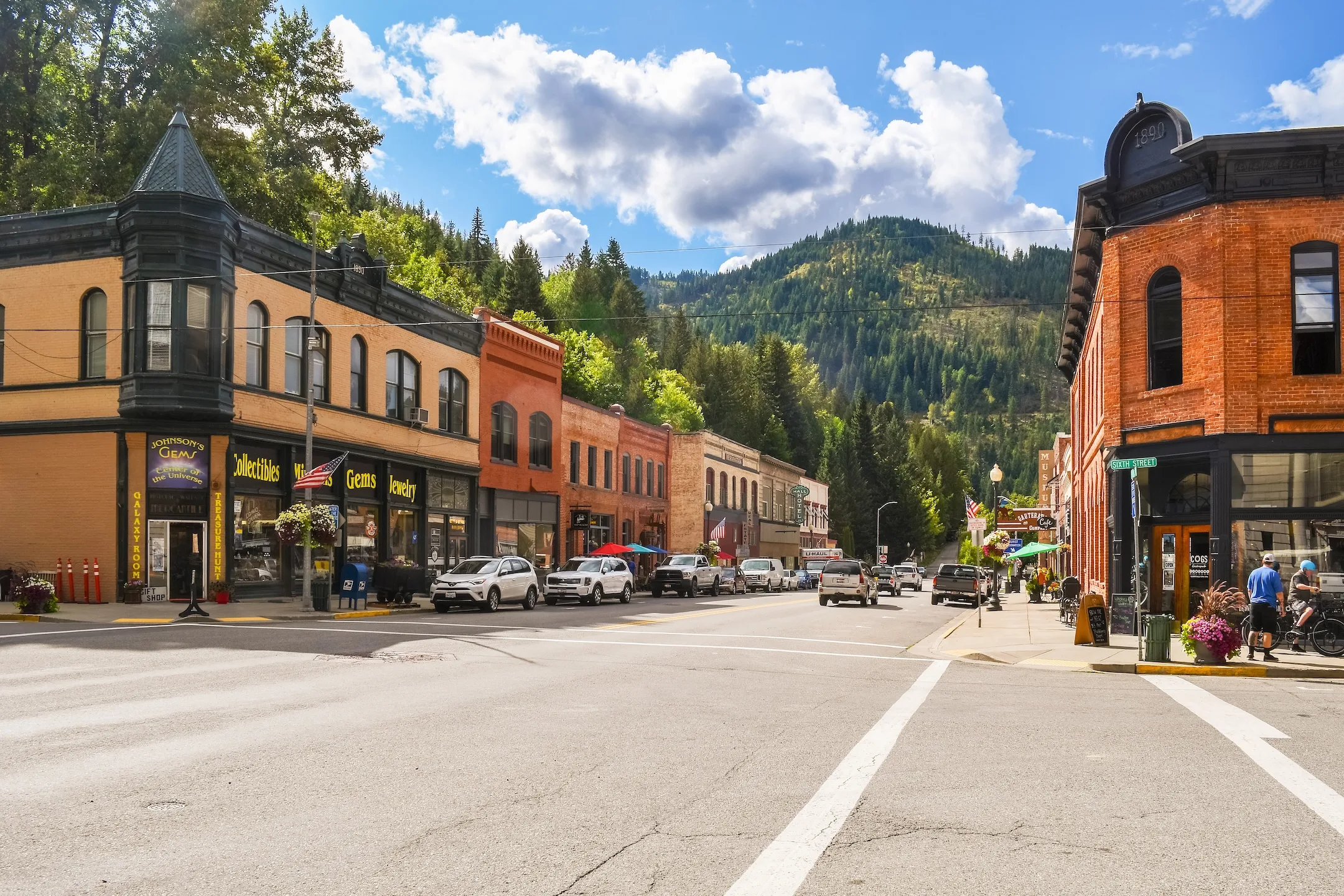 Protecting our Past: Wildfire Strategies for Historic Buildings